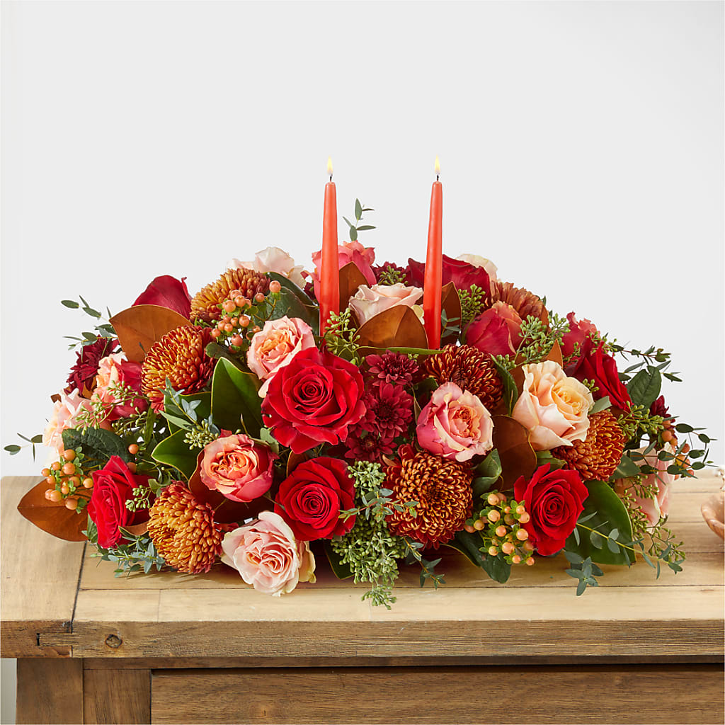 Gather Near Centerpiece – ELLIOTT'S FLORIST & GIFTS, INC., Appomattox VA