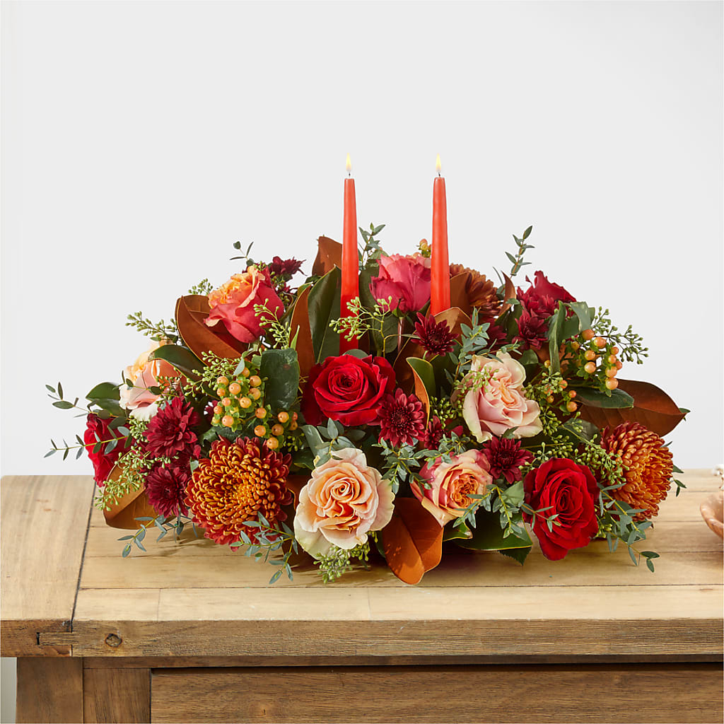 Gather Near Centerpiece – ELLIOTT'S FLORIST & GIFTS, INC., Appomattox VA