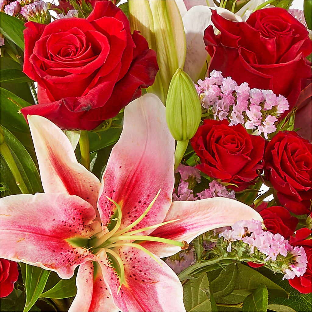 Hopeless Romantic Bouquet – ELLIOTT'S FLORIST & GIFTS, INC., Appomattox VA