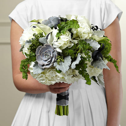 Sweet Innocence Bouquet – ELLIOTT'S FLORIST & GIFTS, INC., Appomattox VA