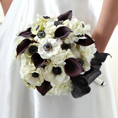 To Have and To Hold Bouquet – ELLIOTT'S FLORIST & GIFTS, INC., Appomattox VA