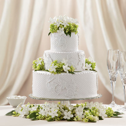 Bloom & Blossom Cake Decor – ELLIOTT'S FLORIST & GIFTS, INC., Appomattox VA