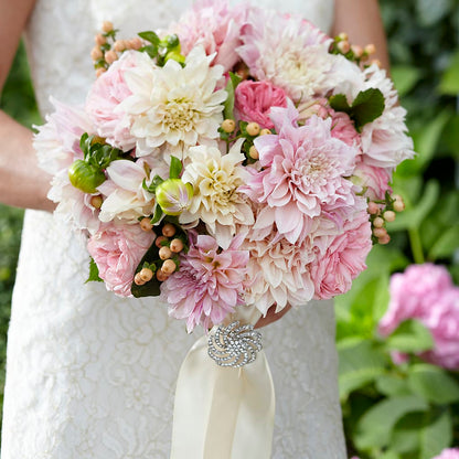 Heart's Promise Bouquet – ELLIOTT'S FLORIST & GIFTS, INC., Appomattox VA