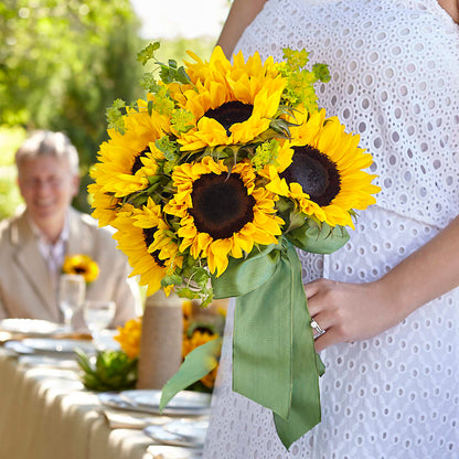 Free Spirit Bouquet – ELLIOTT'S FLORIST & GIFTS, INC., Appomattox VA