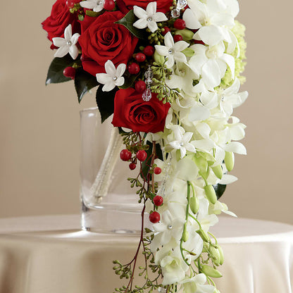 Here Comes the Bride Bouquet – ELLIOTT'S FLORIST & GIFTS, INC., Appomattox VA
